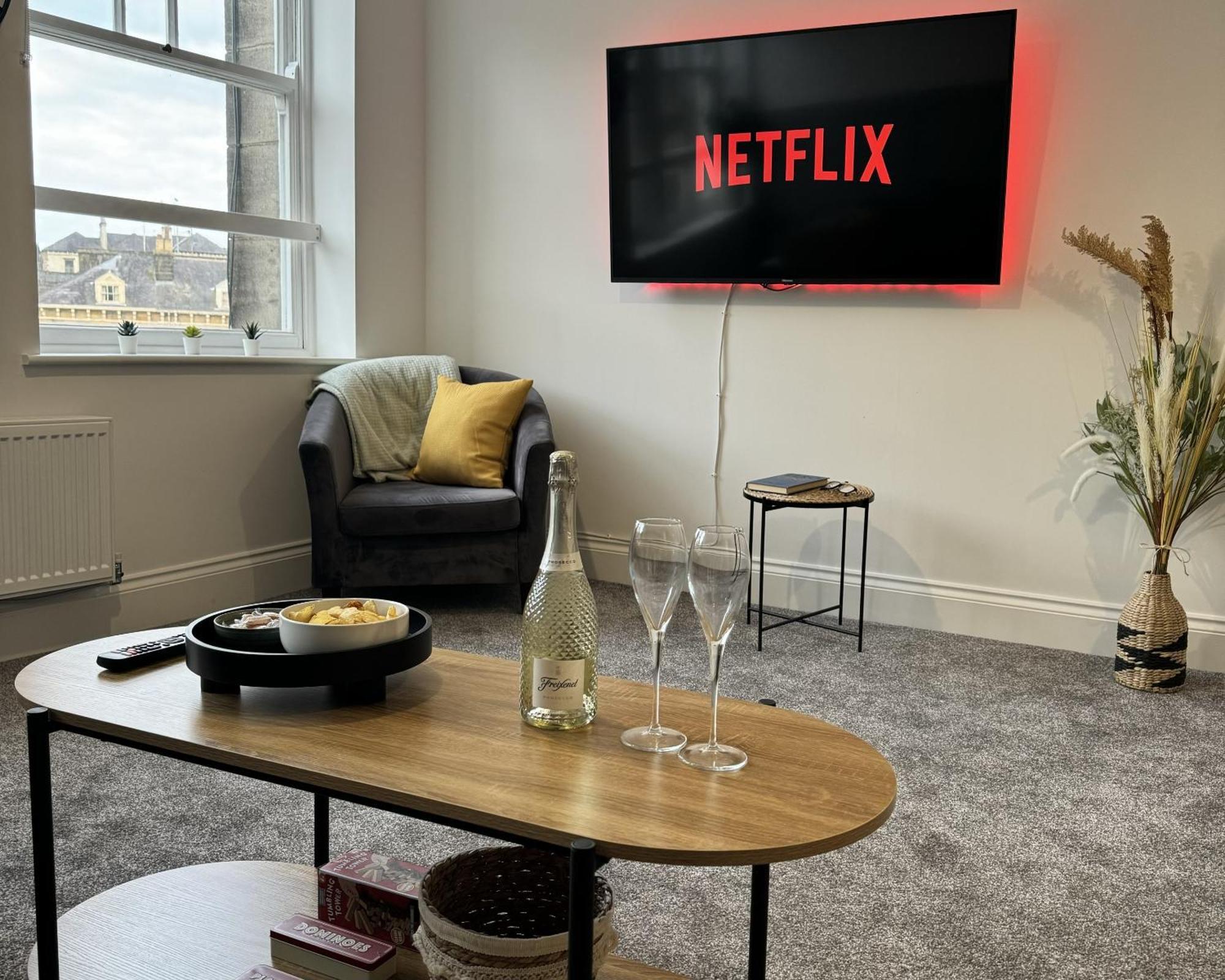 The Yorkshire Crown - Luxury Apartment - Free Parking Nearby Harrogate Exteriör bild