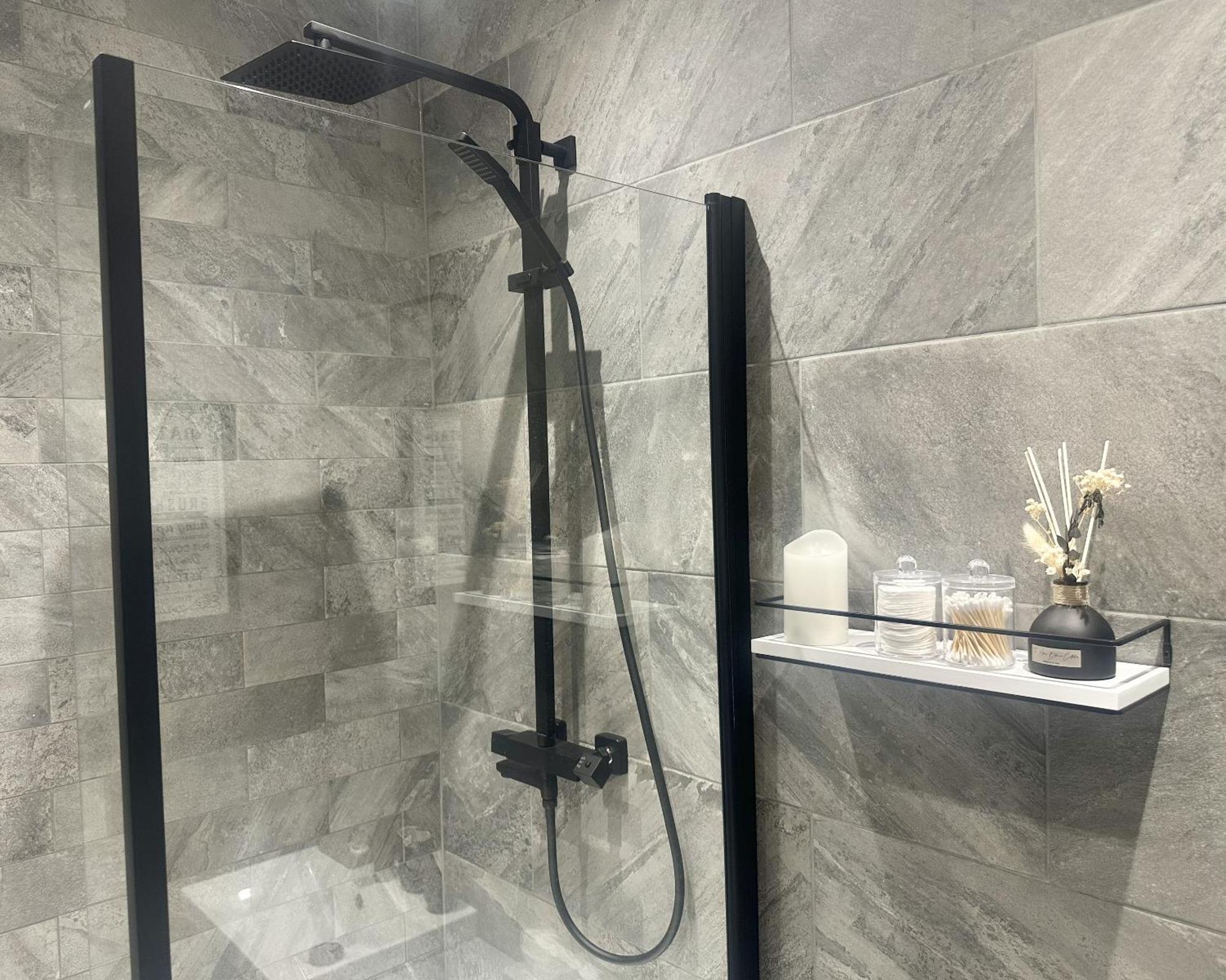 The Yorkshire Crown - Luxury Apartment - Free Parking Nearby Harrogate Exteriör bild