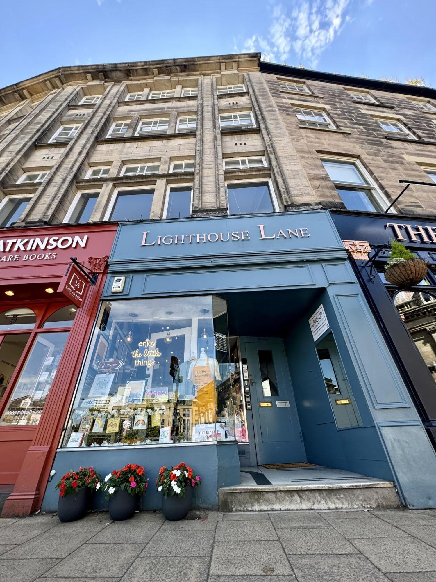 The Yorkshire Crown - Luxury Apartment - Free Parking Nearby Harrogate Exteriör bild